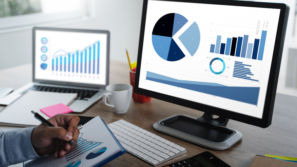 how to become a remote data analyst